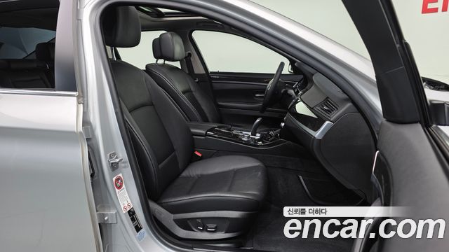 BMW 5 Series (F10) 520d 2013 — фото 11