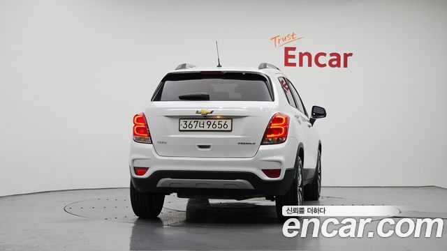 Chevrolet Trax 1.4 Premier 2020 — фото 4