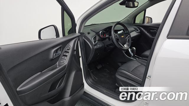 Chevrolet Trax 1.4 Premier 2020 — фото 10
