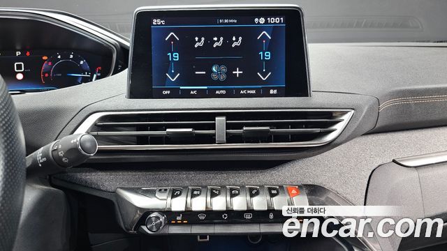 Peugeot 3008 (II) 1.5 BlueHDi GT Line 2019 — фото 14