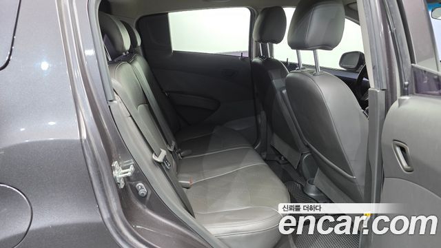 Chevrolet Spark LPG LT Standard 2014 — фото 12