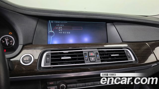 BMW 7 Series (F01) 730d 2011 — фото 14