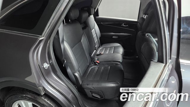 Kia Sorento Diesel 2.0 2WD Prestige 2016 — фото 18