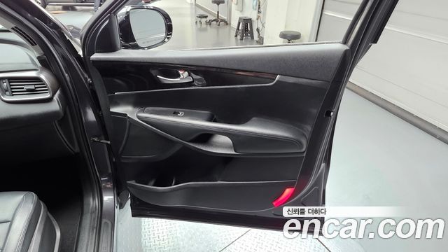 Kia Sorento Diesel 2.0 2WD Prestige 2016 — фото 25