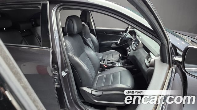 Kia Sorento Diesel 2.0 2WD Prestige 2016 — фото 26