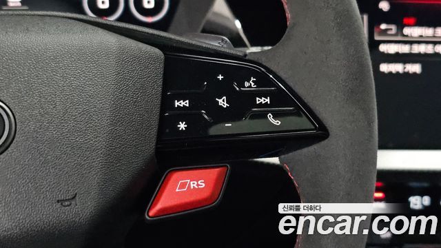 Audi RS3 (8Y) 2.5 TFSI Quattro Carbon Edition 2025 — фото 15