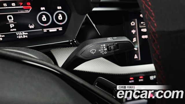 Audi RS3 (8Y) 2.5 TFSI Quattro Carbon Edition 2025 — фото 18