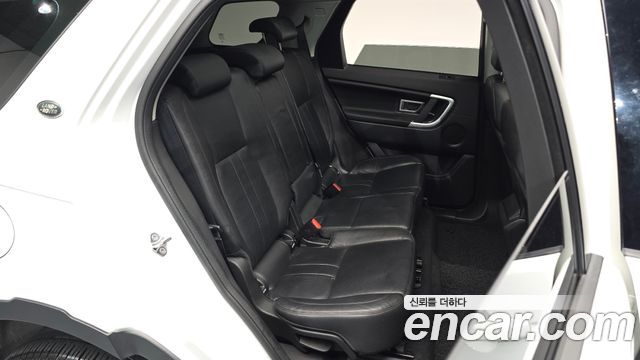 Land Rover Discovery Sport 2.0 TD4 SE (150PS) 2018 — фото 12
