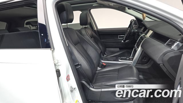 Land Rover Discovery Sport 2.0 TD4 SE (150PS) 2018 — фото 26