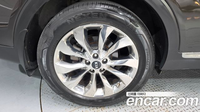 Kia Sorento Diesel 2.0 2WD Noblesse 2020 — фото 5