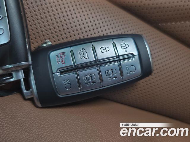 Genesis G80 (RG3) Gasoline 2.5 Turbo AWD 2024 — фото 15