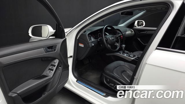 Audi A4 2.0 TDI dynamic B8 2013 — фото 10