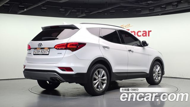 Hyundai Santa Fe The Prime Diesel 2.0 2WD Value Plus 2018 — фото 2