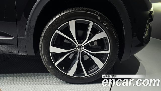 Volkswagen Atlas 2.0 TSI R-LINE 6-Seater 2025 — фото 5