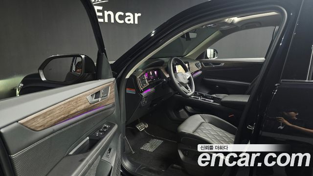 Volkswagen Atlas 2.0 TSI R-LINE 6-Seater 2025 — фото 10