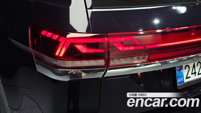 Volkswagen Atlas 2.0 TSI R-LINE 6-Seater 2025 — фото 23