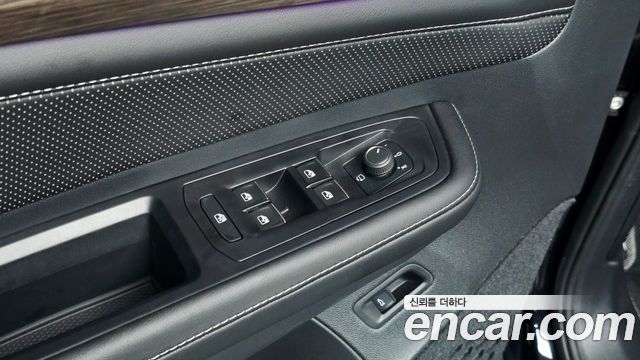 Volkswagen Atlas 2.0 TSI R-LINE 6-Seater 2025 — фото 28