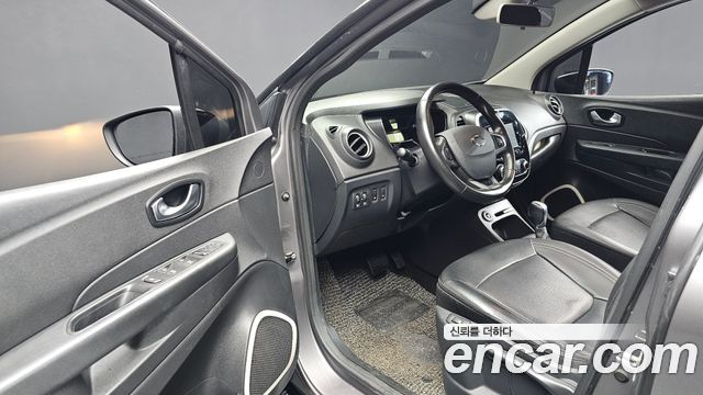 Renault Korea QM3 LE 2018 — фото 10