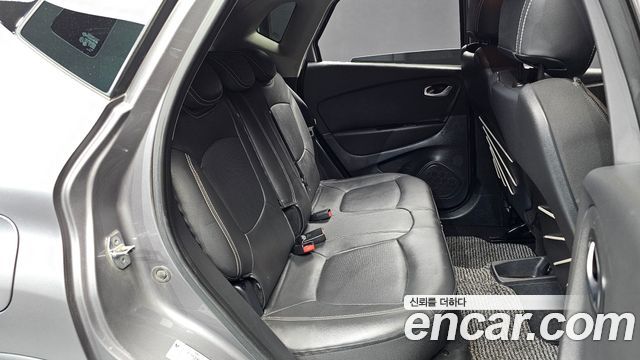 Renault Korea QM3 LE 2018 — фото 12