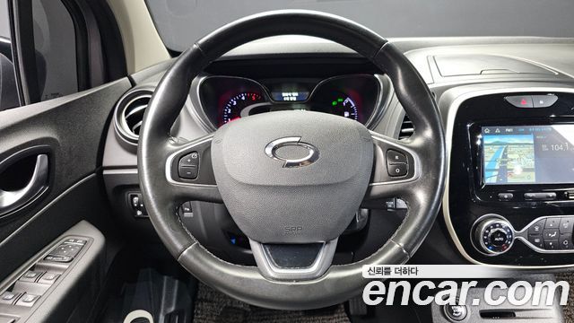 Renault Korea QM3 LE 2018 — фото 13
