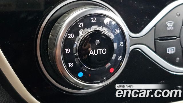 Renault Korea QM3 LE 2018 — фото 17