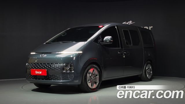 Hyundai Staria L3.5 Tourer 11-Seater Modern 2023 — фото 1