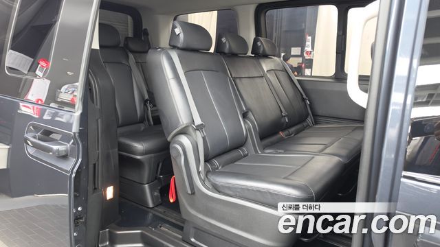 Hyundai Staria L3.5 Tourer 11-Seater Modern 2023 — фото 12