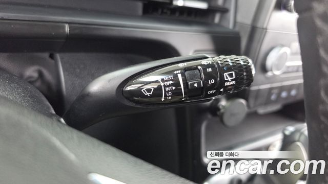 Hyundai Staria L3.5 Tourer 11-Seater Modern 2023 — фото 19