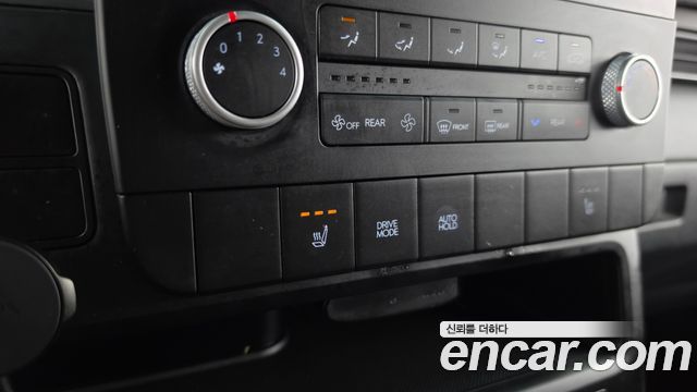 Hyundai Staria L3.5 Tourer 11-Seater Modern 2023 — фото 29