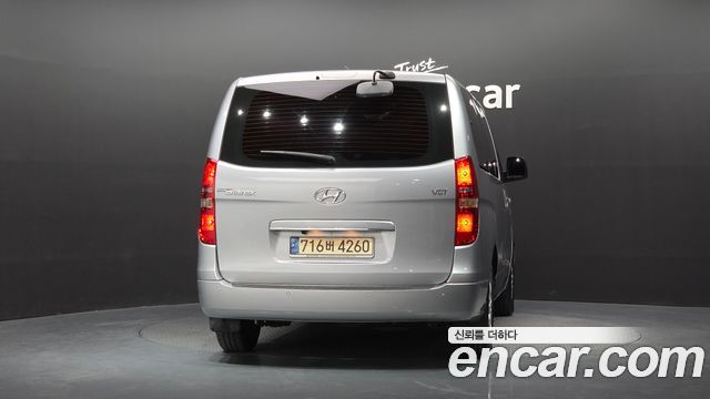 Hyundai Grand Starex 12-Seater Wagon Smart 2018 — фото 4