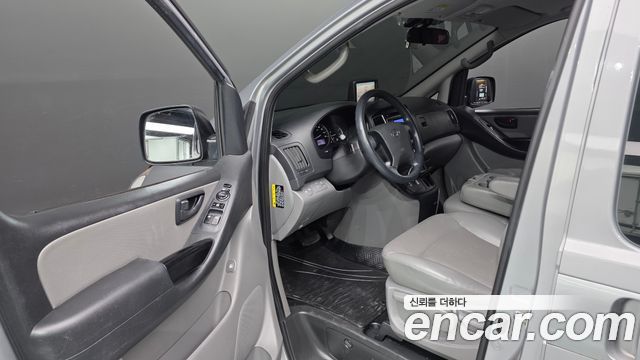 Hyundai Grand Starex 12-Seater Wagon Smart 2018 — фото 10
