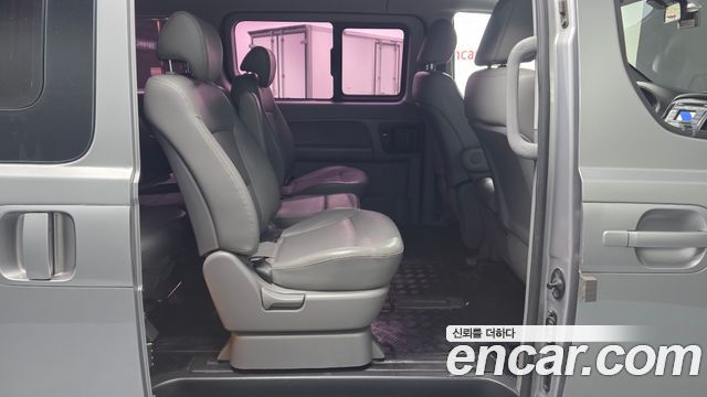 Hyundai Grand Starex 12-Seater Wagon Smart 2018 — фото 12