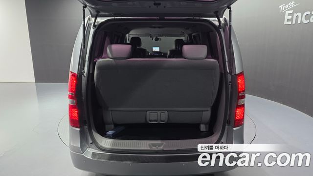 Hyundai Grand Starex 12-Seater Wagon Smart 2018 — фото 20