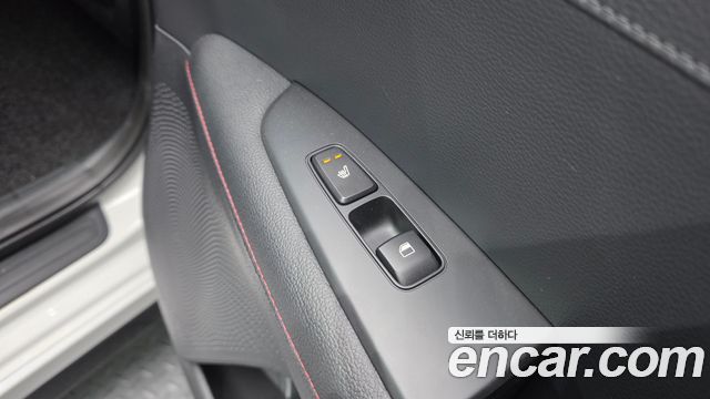 Kia K3 (II) 1.6 Turbo GT 5Door Signature 2022 — фото 20