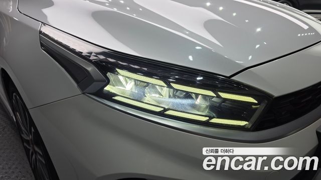 Kia K3 (II) 1.6 Turbo GT 5Door Signature 2022 — фото 22