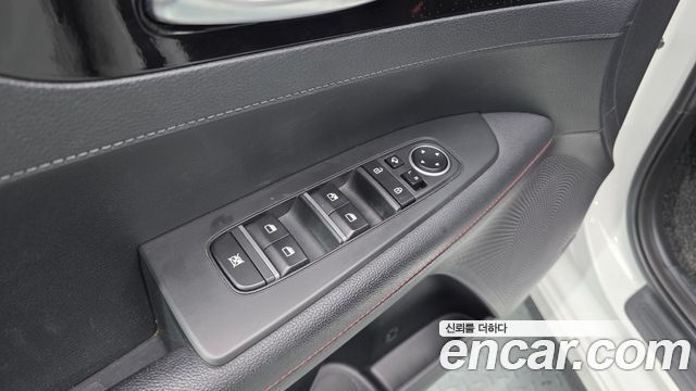 Kia K3 (II) 1.6 Turbo GT 5Door Signature 2022 — фото 27