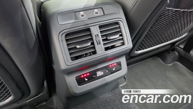 Audi Q5 (80A) 45 TFSI Quattro S line 2025 — фото 37