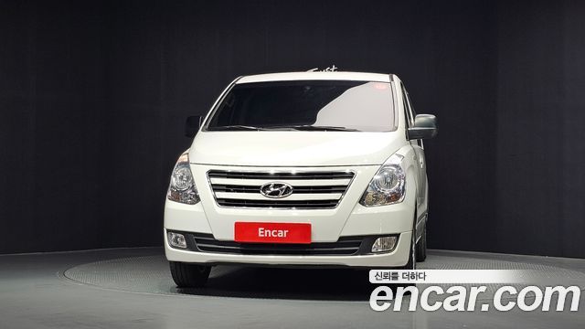 Hyundai Grand Starex 11-Seater Wagon Modern 2017 — фото 3