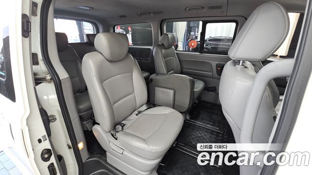 Hyundai Grand Starex 11-Seater Wagon Modern 2017 — фото 12