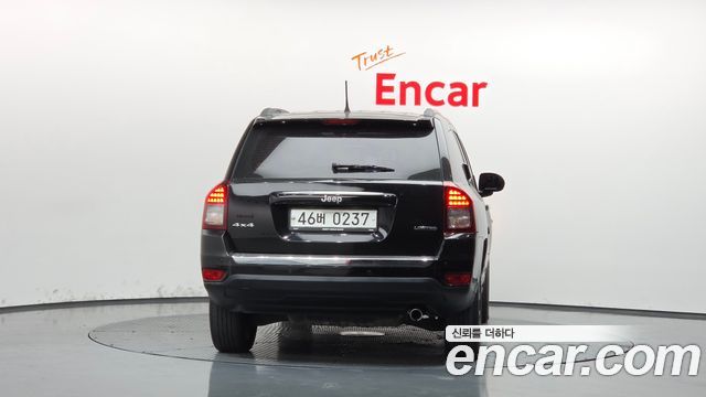 Jeep Compass 2.4 Limited 1st 2016 — фото 4