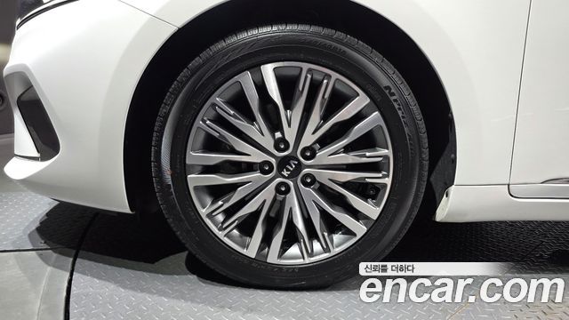 Kia K7 Premier 2.5 GDI Noblesse 2020 — фото 5