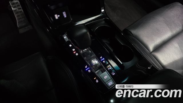 Kia K7 Premier 2.5 GDI Noblesse 2020 — фото 9