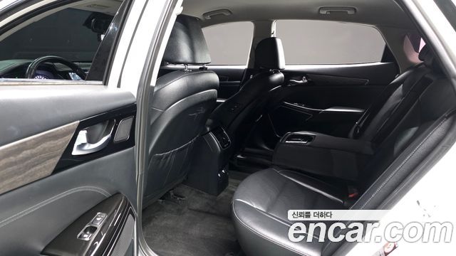 Kia K7 Premier 2.5 GDI Noblesse 2020 — фото 11
