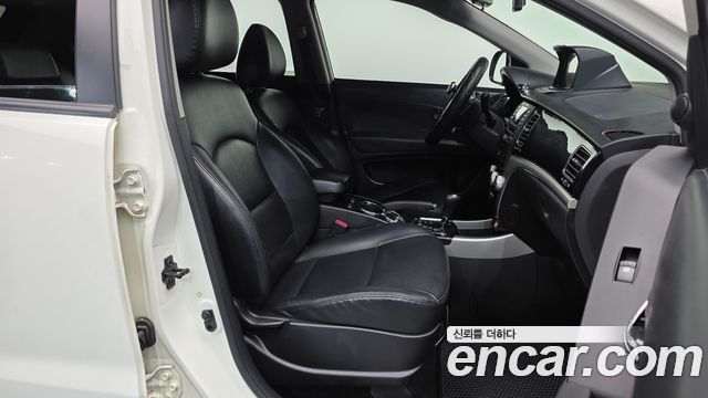 KG Mobility (SsangYong) Korando C Clubby 2WD Park 2012 — фото 11