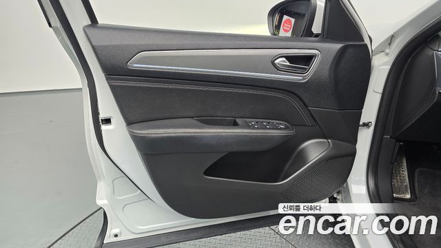 Renault Korea XM3 1.3 TCe RE Signature 2020 — фото 30