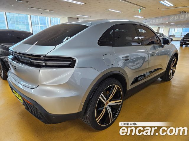 Porsche Macan EV Base 4 2025 — фото 3