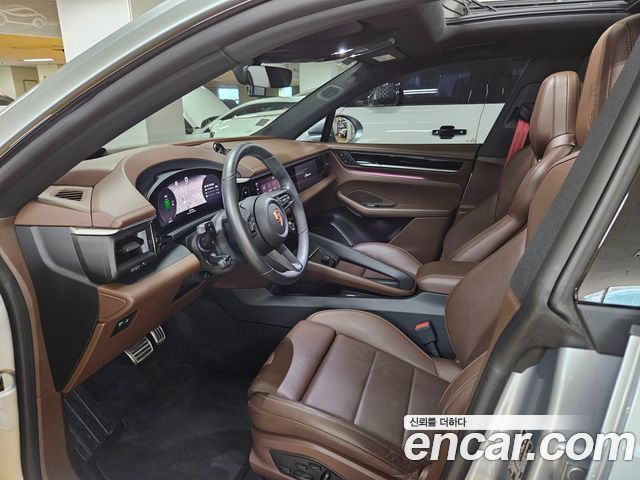 Porsche Macan EV Base 4 2025 — фото 10