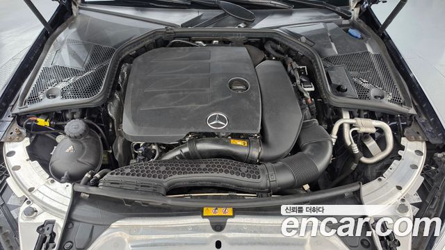 Mercedes-Benz C-Class (W205) C200 Cabriolet 2019 — фото 6
