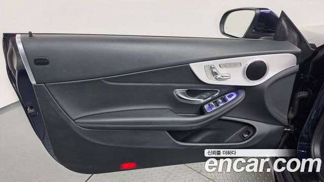 Mercedes-Benz C-Class (W205) C200 Cabriolet 2019 — фото 24