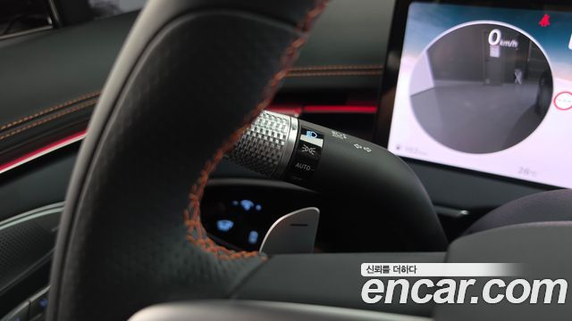 Genesis GV70 2.5T Gasoline AWD 2025 — фото 29